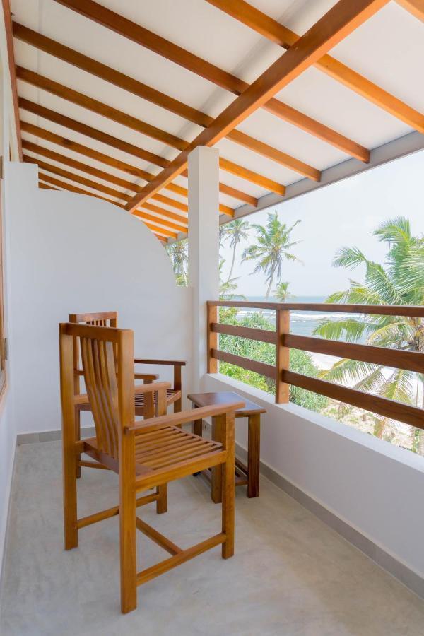 Hotel La Polena à Matara Extérieur photo