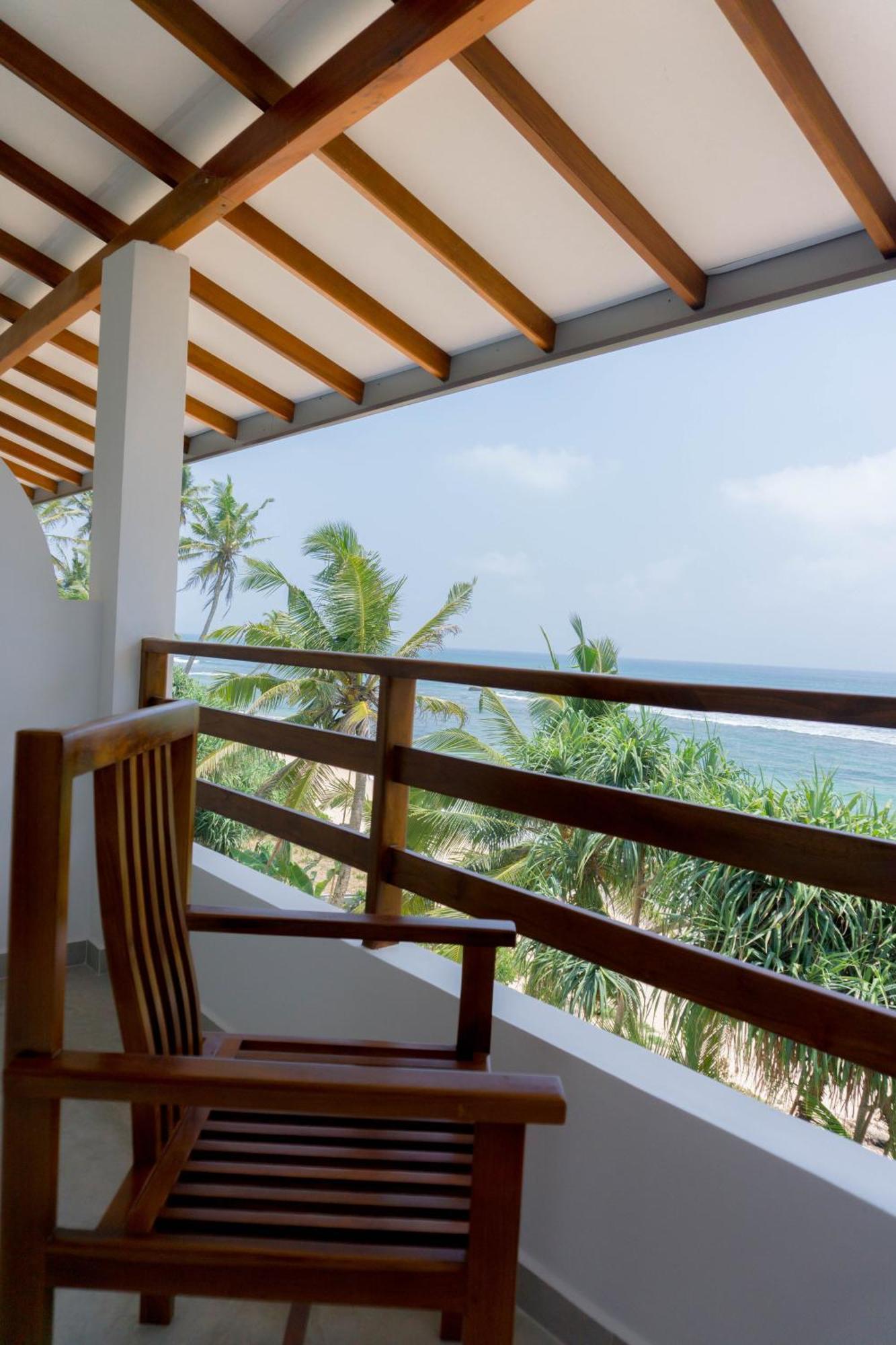 Hotel La Polena à Matara Extérieur photo