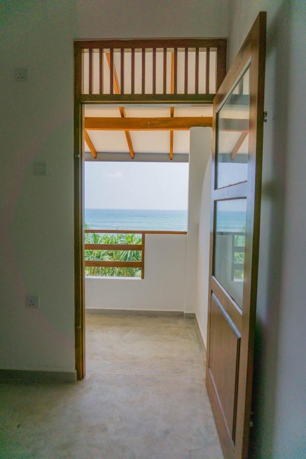 Hotel La Polena à Matara Extérieur photo