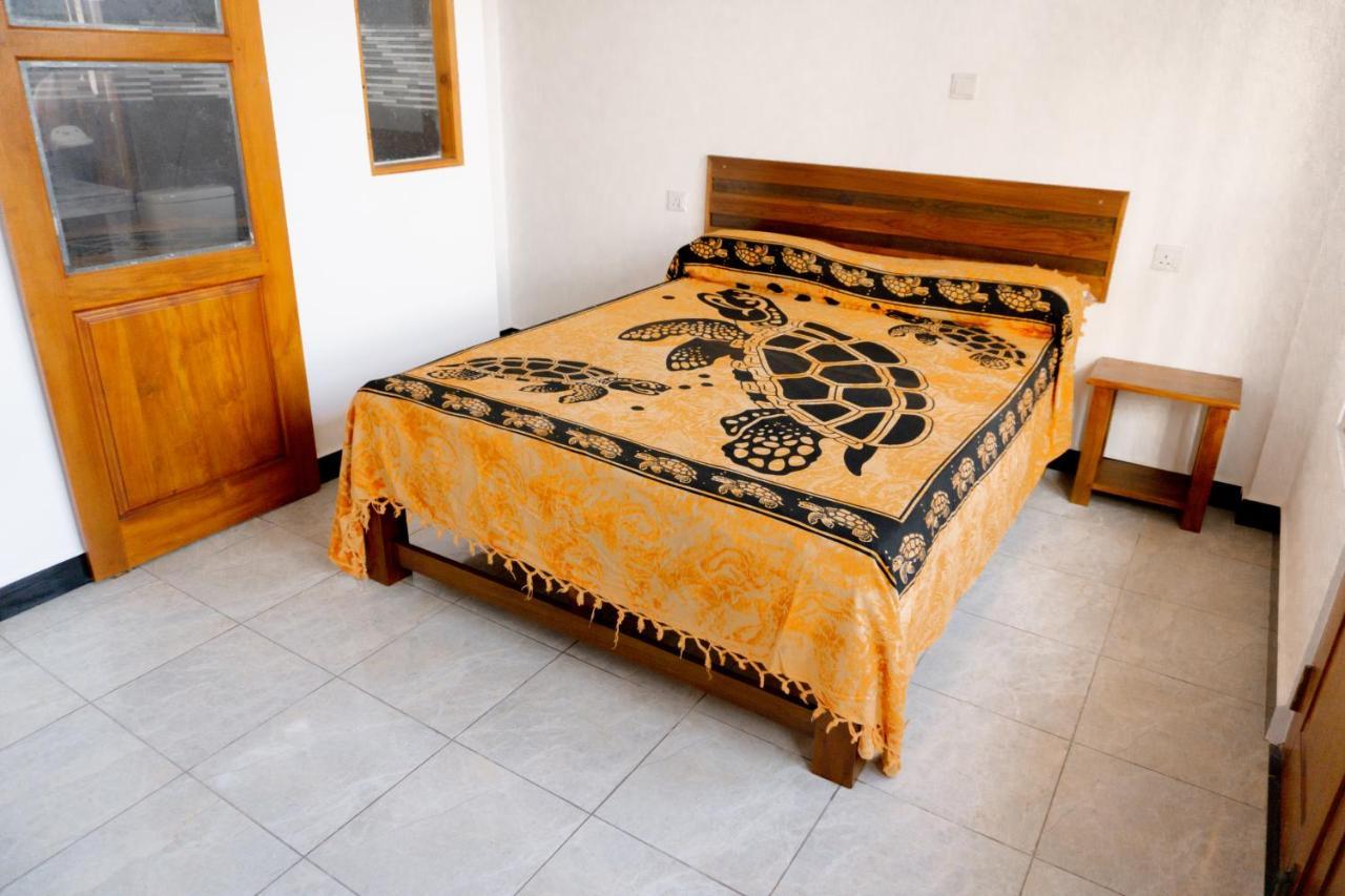 Hotel La Polena à Matara Extérieur photo