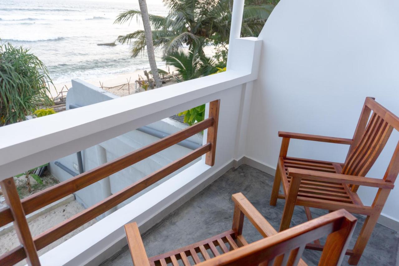Hotel La Polena à Matara Extérieur photo