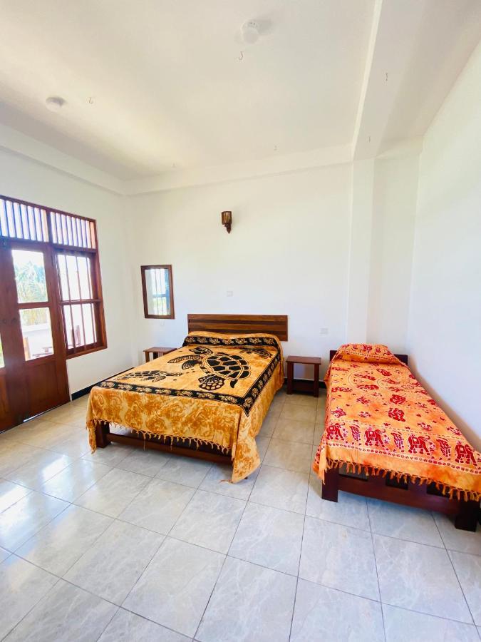 Hotel La Polena à Matara Extérieur photo