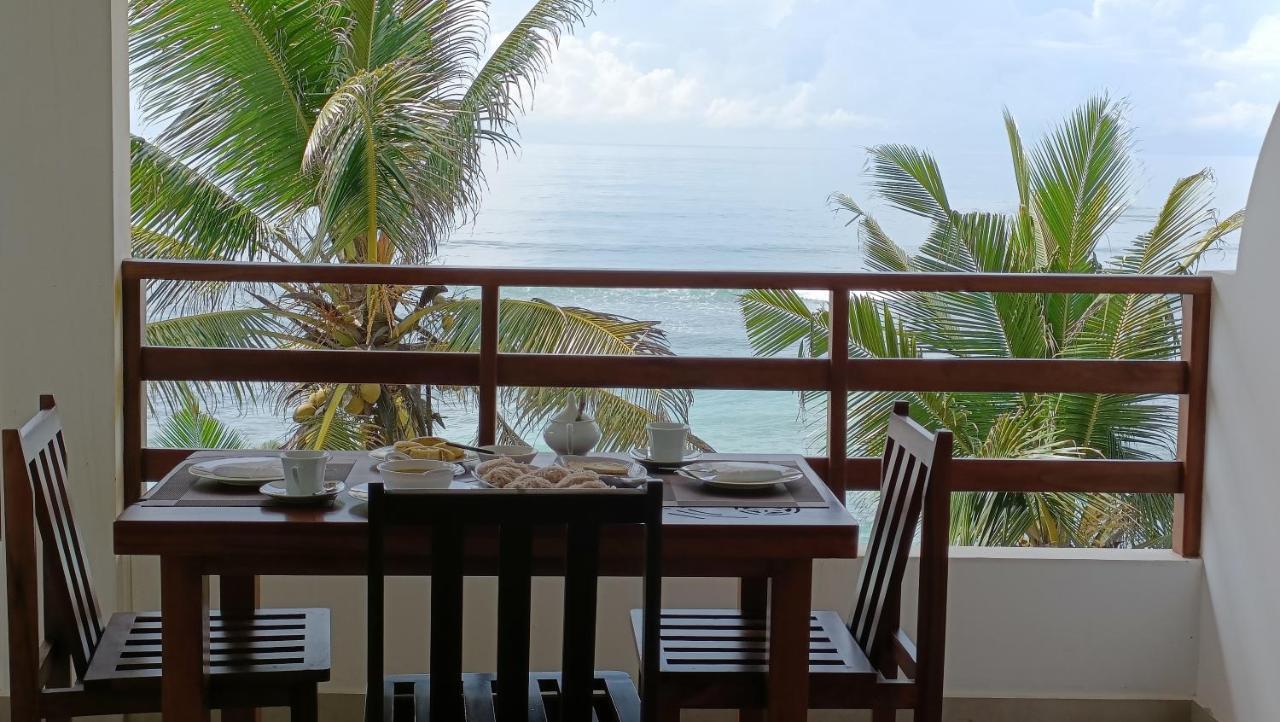 Hotel La Polena à Matara Extérieur photo
